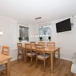 לינה וארוחת בוקר Stavanger Bed & Breakfast סטוונגר