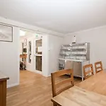 Stavanger Bed & Breakfast לינה וארוחת בוקר סטוונגר